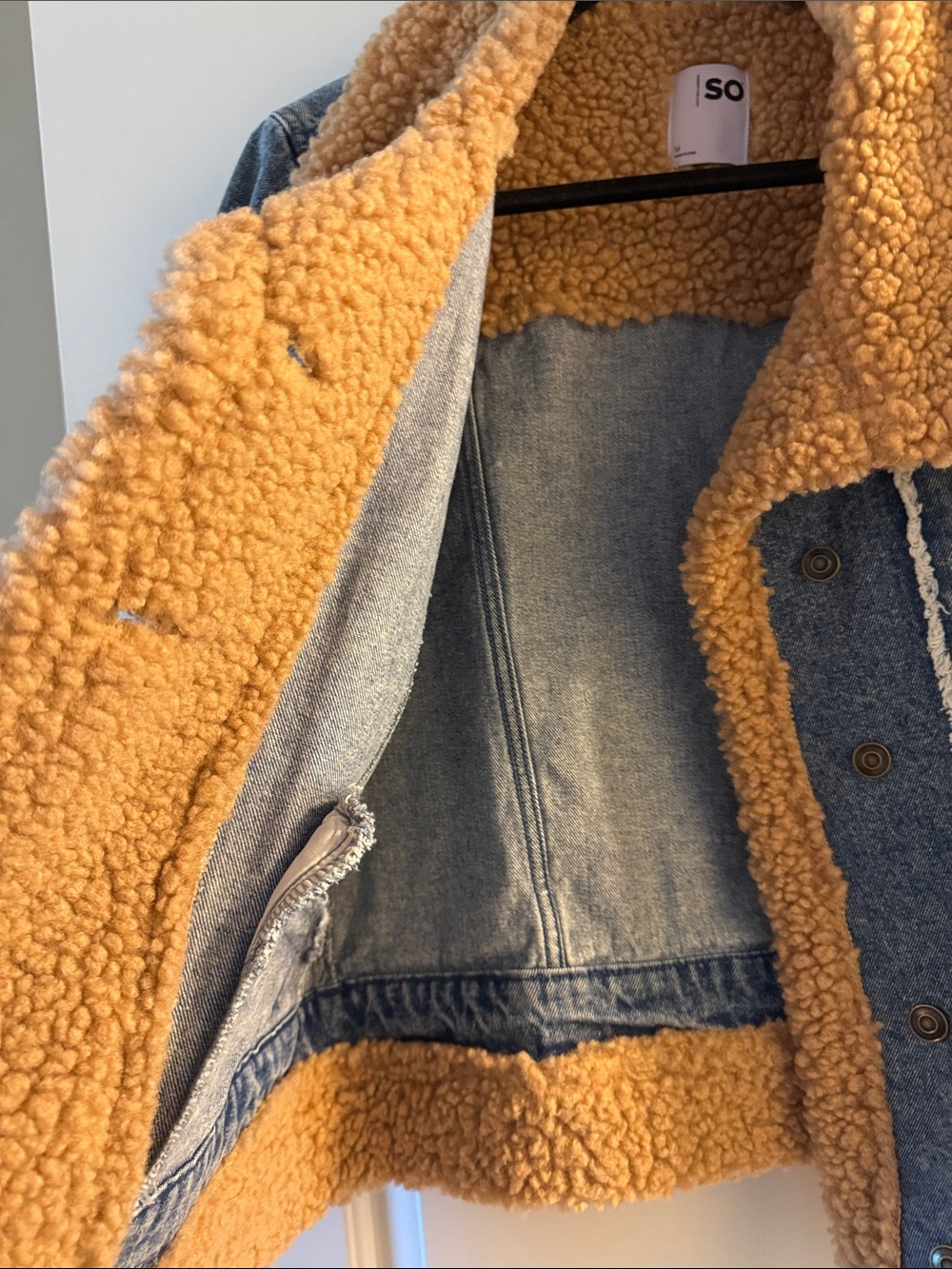 Sherpa Trim Denim Jacket - Like New! - Picture 4 of 6